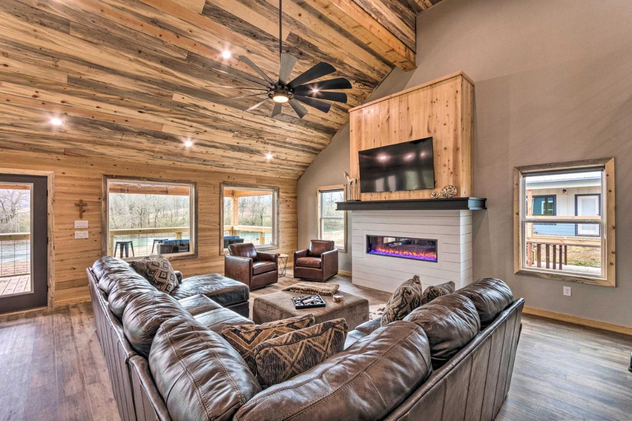 Upscale Riverfront Home With Beach And Fire Pit! Glenwood Exteriér fotografie