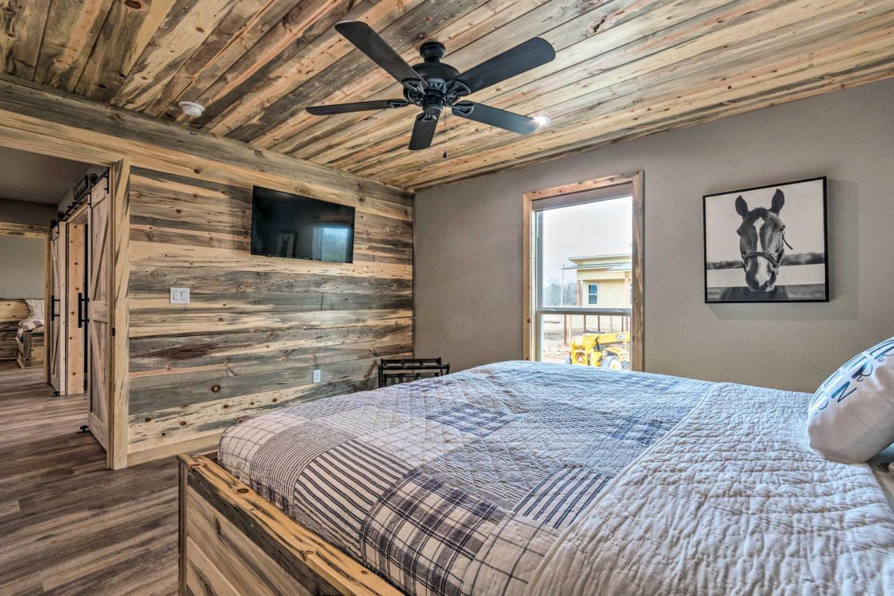 Upscale Riverfront Home With Beach And Fire Pit! Glenwood Exteriér fotografie